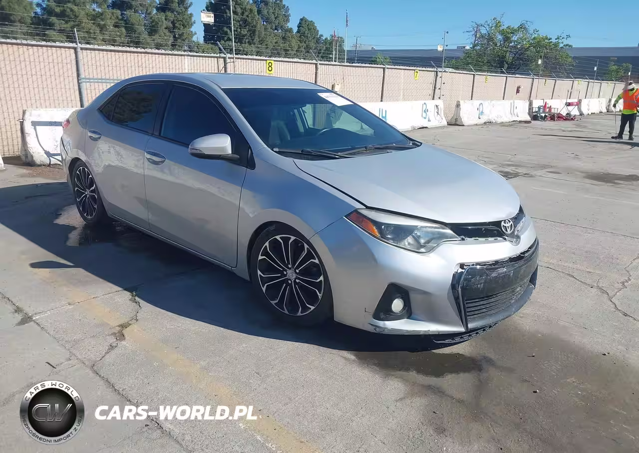2015 Toyota Corolla S Plus