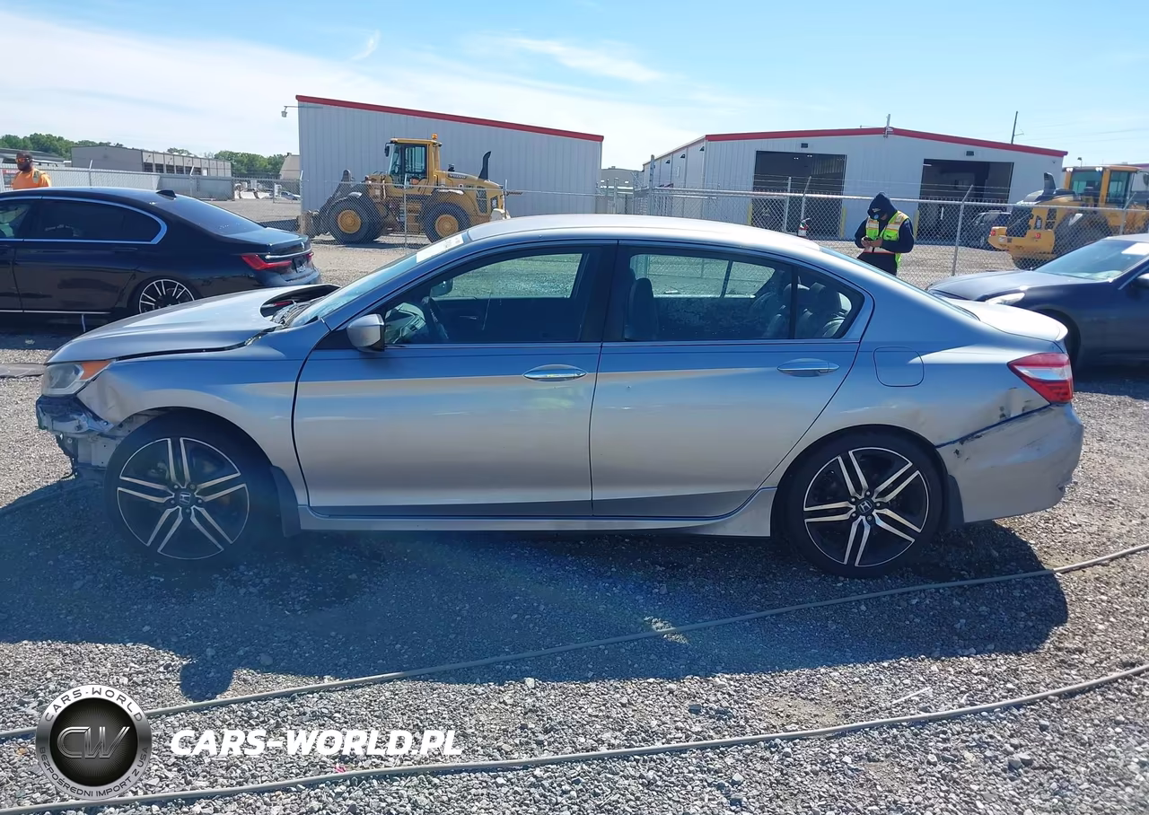 2017 Honda Accord Sport Se VIN:1HGCR2F16HA134338 - 15