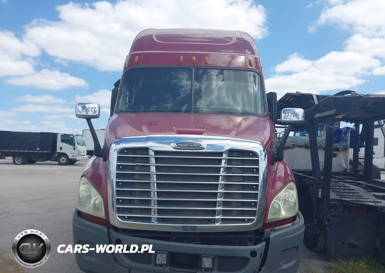 2016 Freightliner Cascadia 113 VIN:3AKJGHDV3GSHC6704 - 10
