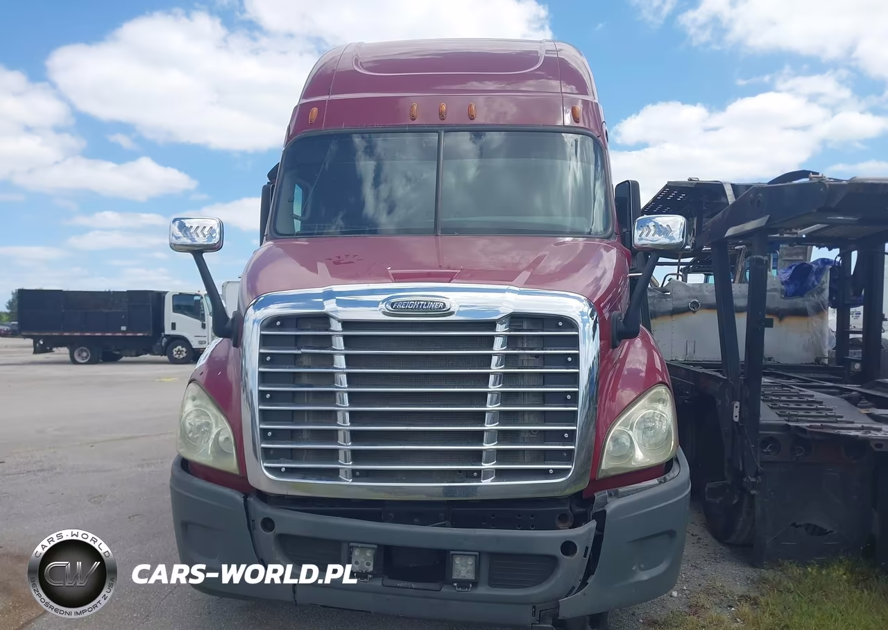 2016 Freightliner Cascadia 113 VIN:3AKJGHDV3GSHC6704 - 11