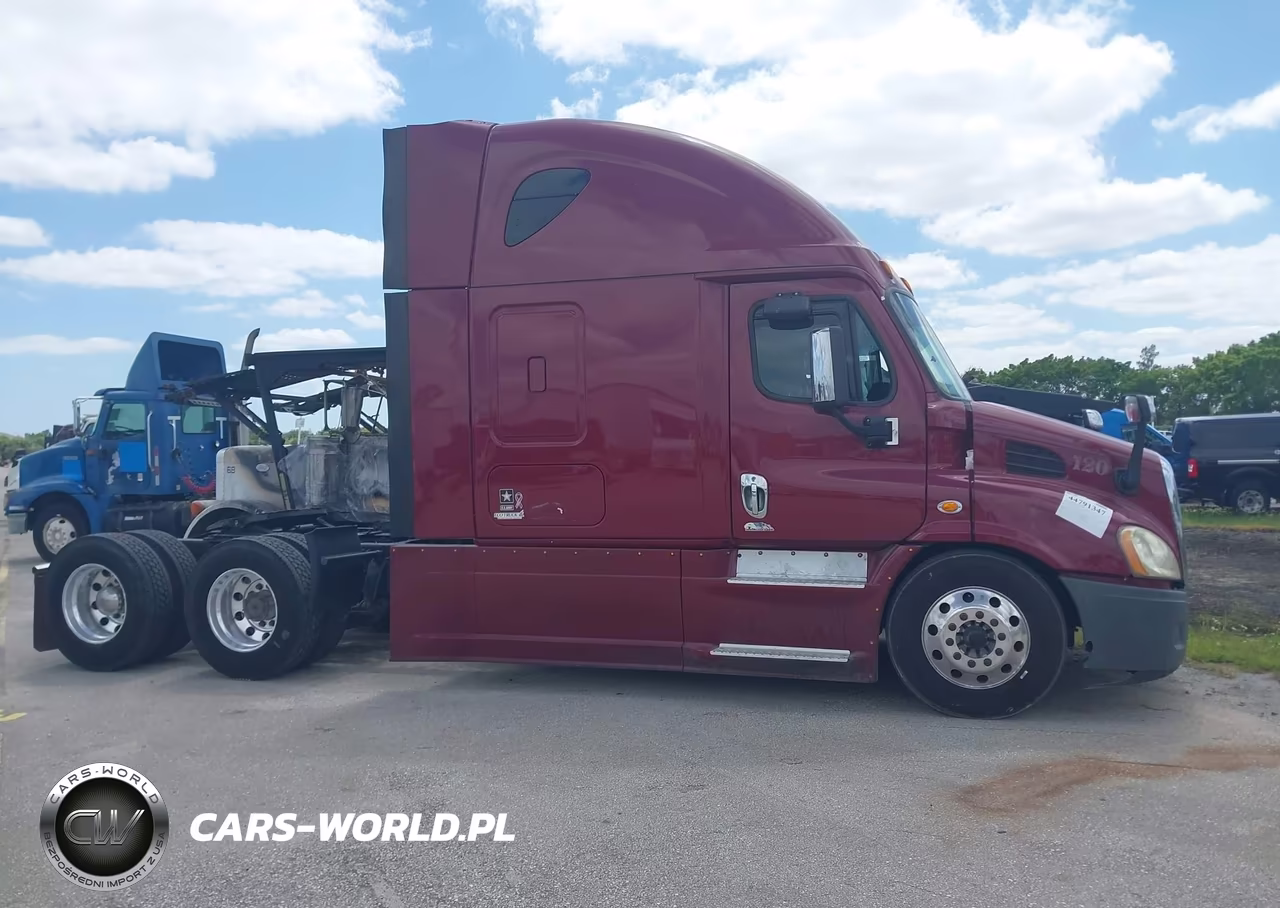 2016 Freightliner Cascadia 113 VIN:3AKJGHDV3GSHC6704 - 12