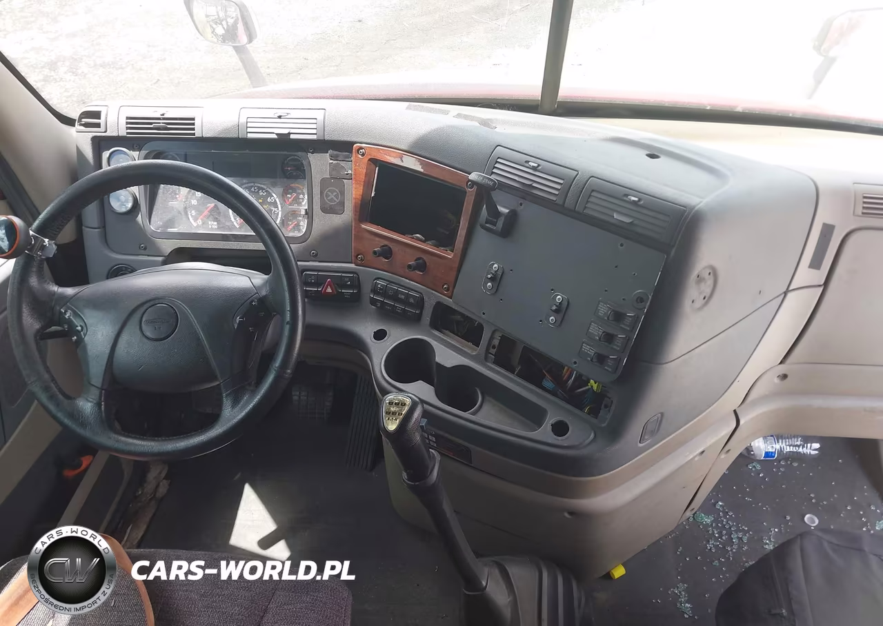 2016 Freightliner Cascadia 113 VIN:3AKJGHDV3GSHC6704 - 6