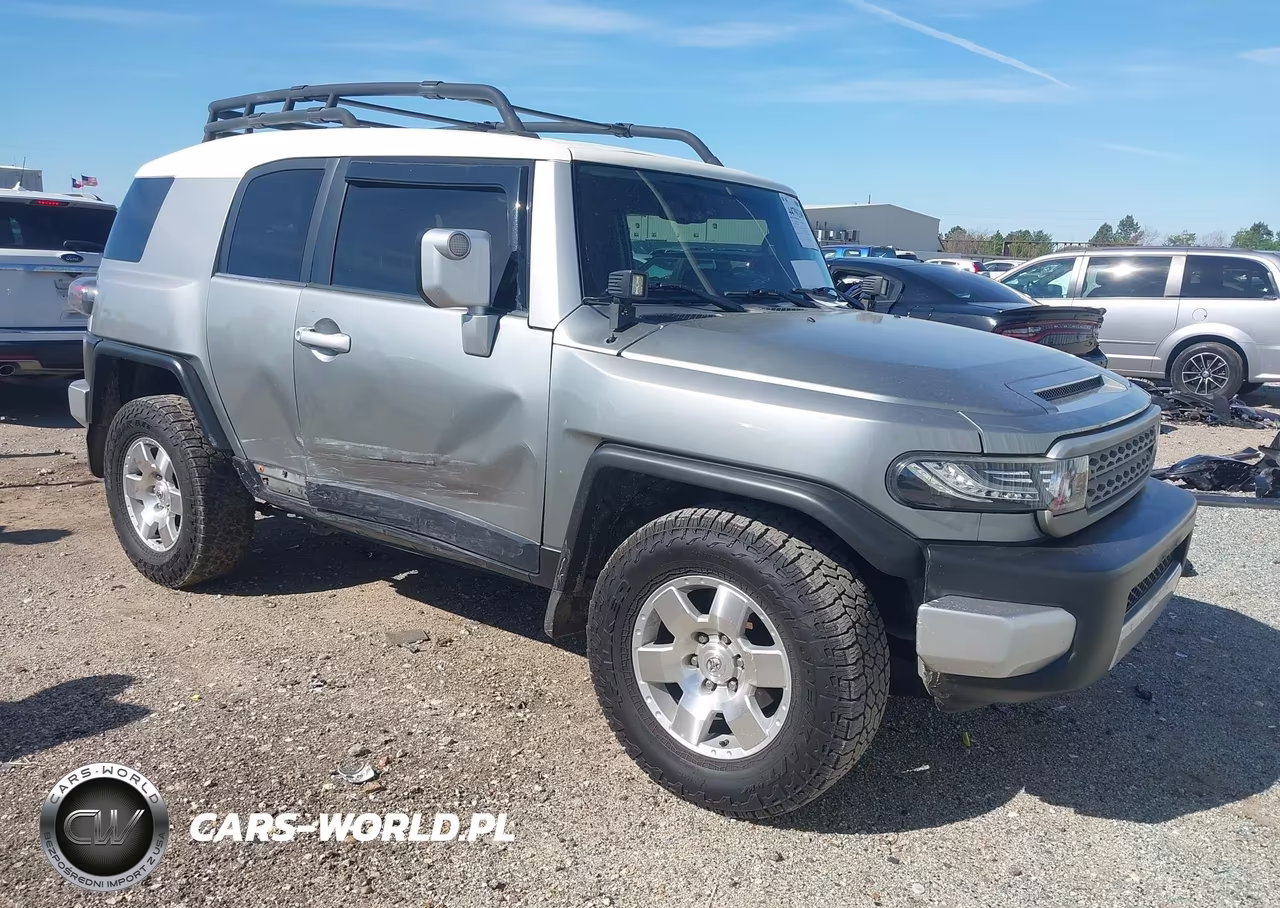 2010 Toyota Fj Cruiser – zdjęcie 1 z 16