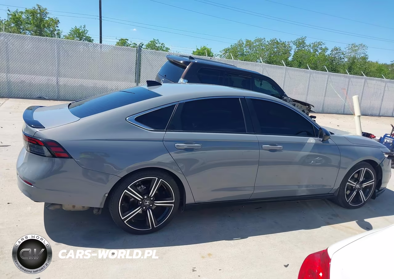 2023 Honda Accord Hybrid Sport VIN:1HGCY2F54PA062107 - 13