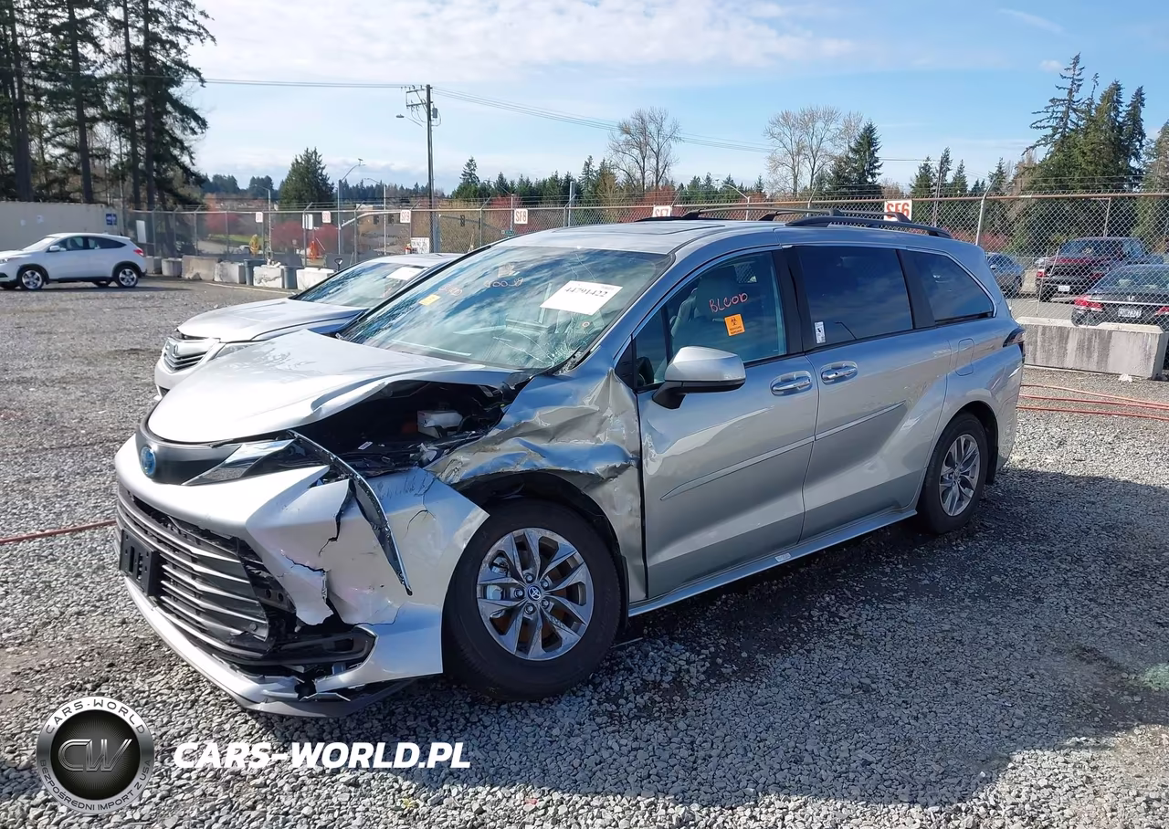 2025 Toyota Sienna Xle VIN:5TDJSKFC2SS195868 - 2
