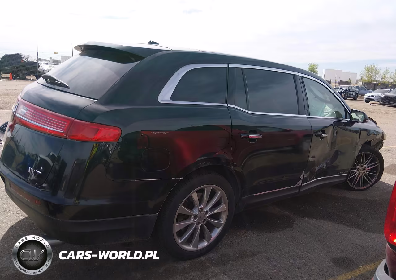 2018 Lincoln Mkt Reserve VIN:2LMHJ5AT9JBL01629 - 14