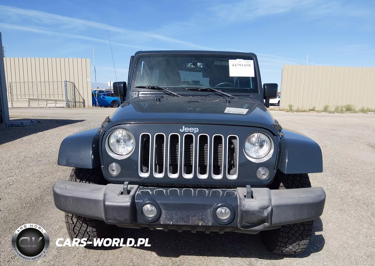 2016 Jeep Wrangler Unlimited Sahara VIN:1C4BJWEG3GL239615 - 12