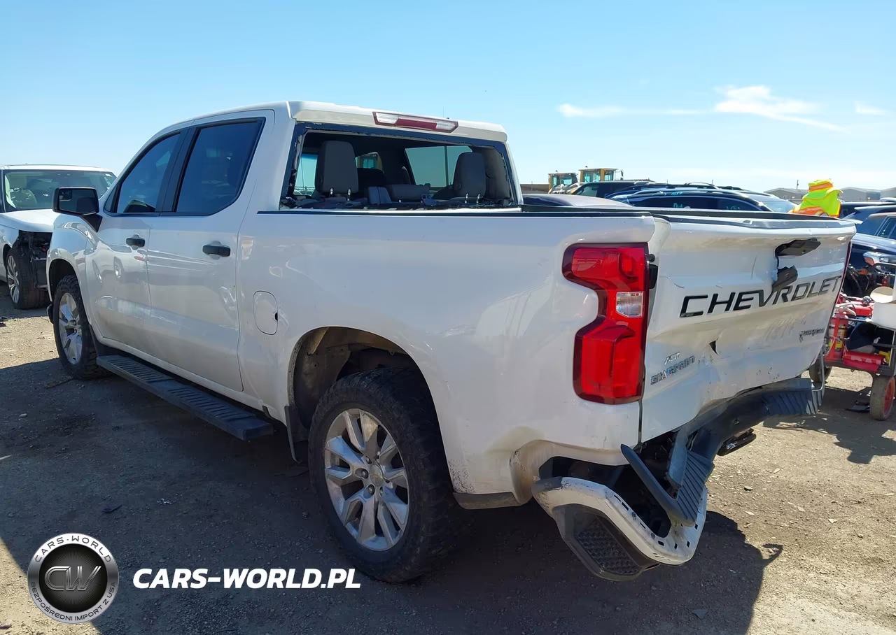 2020 Chevrolet Silverado 1500 2Wd Short Bed Custom VIN:1GCPWBEF1LZ160555 - 3