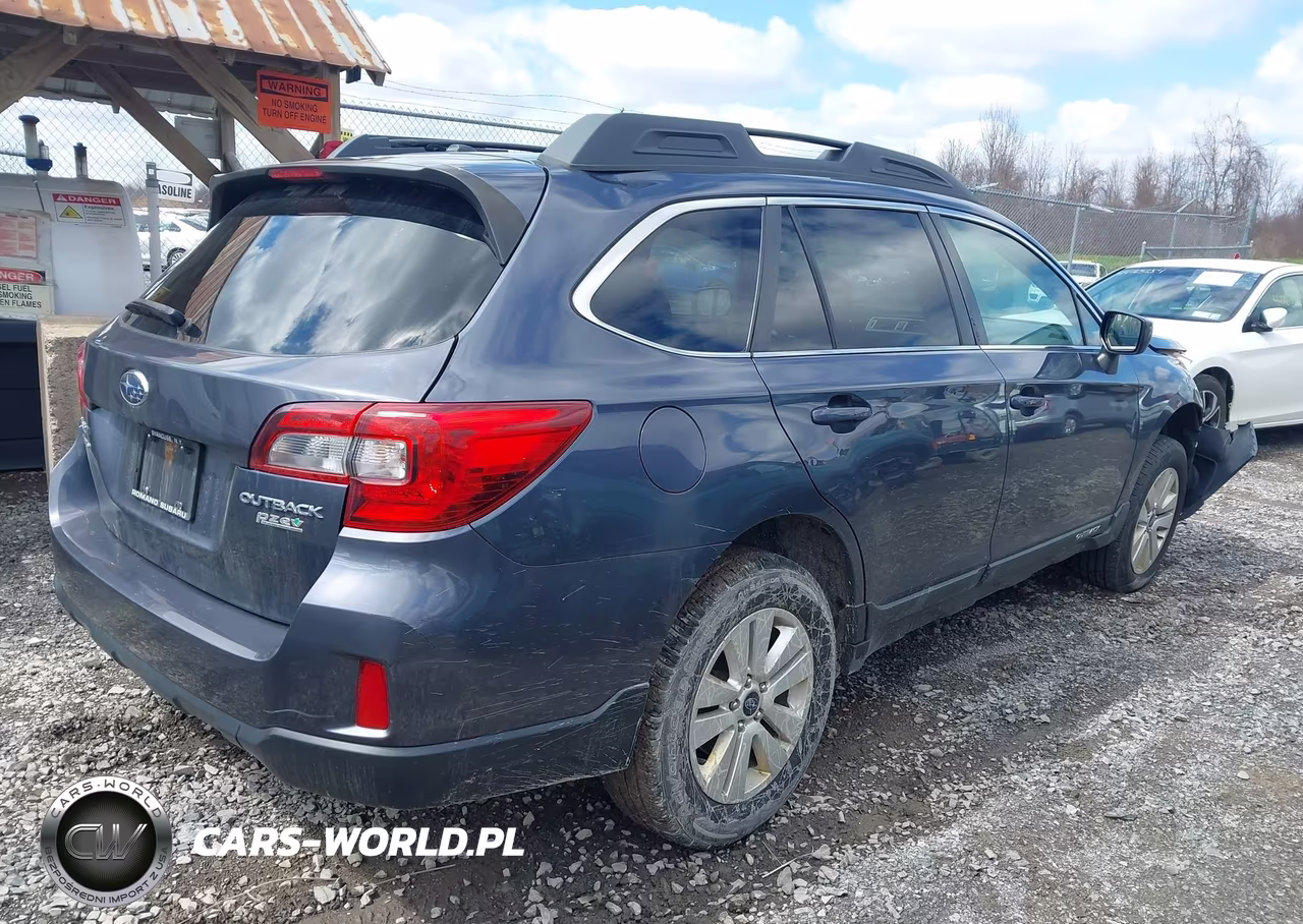 2015 Subaru Outback 2.5I Premium VIN:4S4BSACC3F3221951 - 4