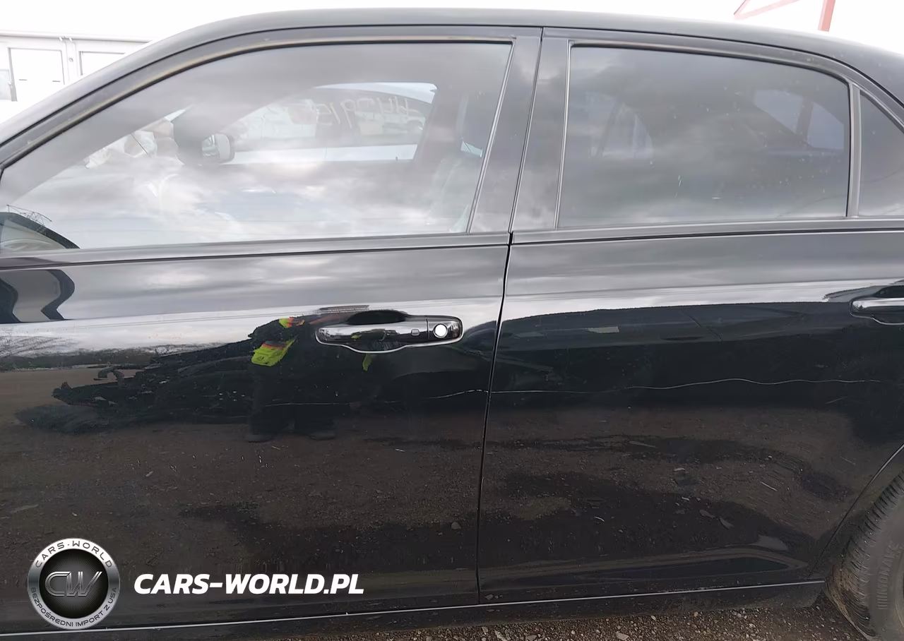 2015 Chrysler 300 300S VIN:2C3CCAGGXFH808717 - 14