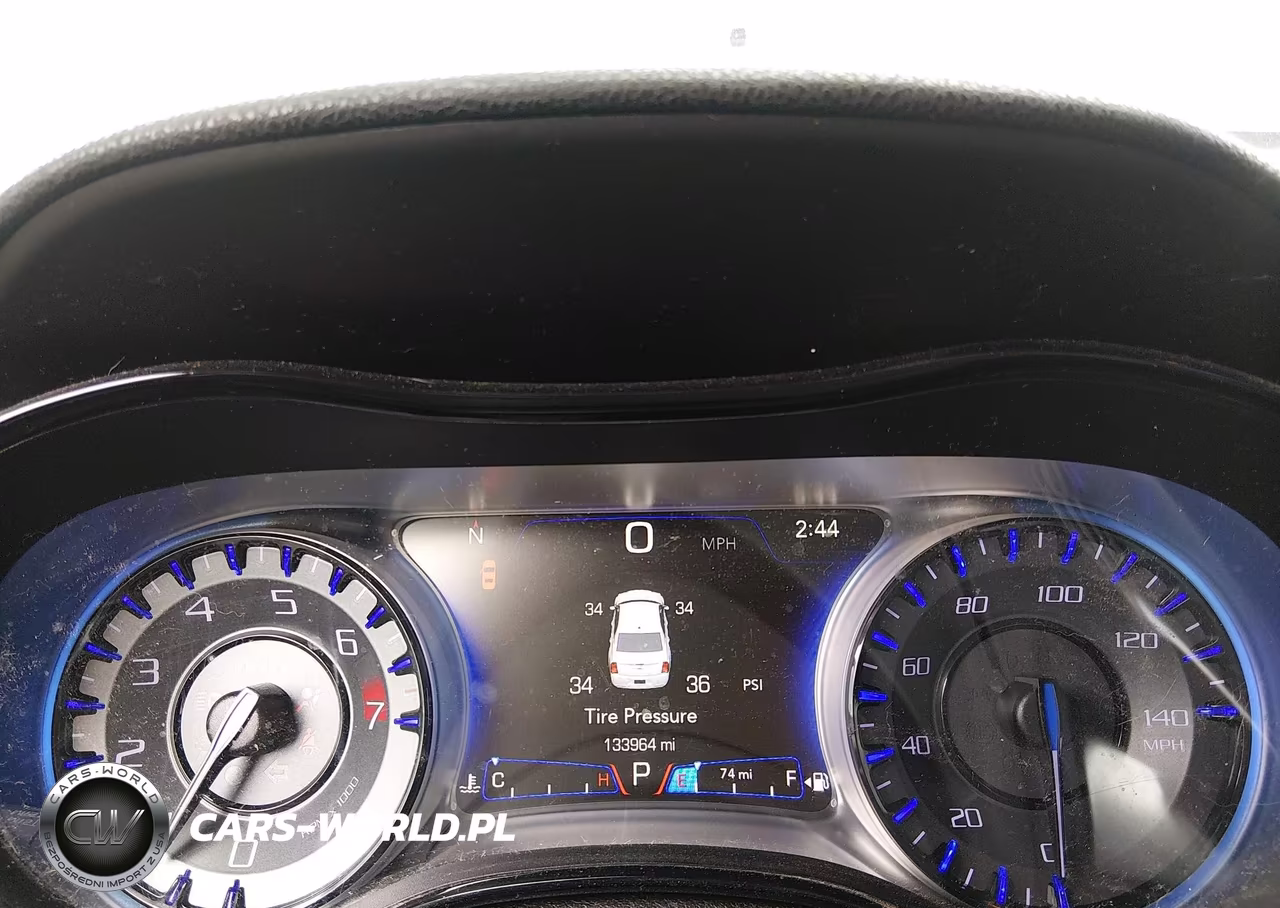 2015 Chrysler 300 300S VIN:2C3CCAGGXFH808717 - 7