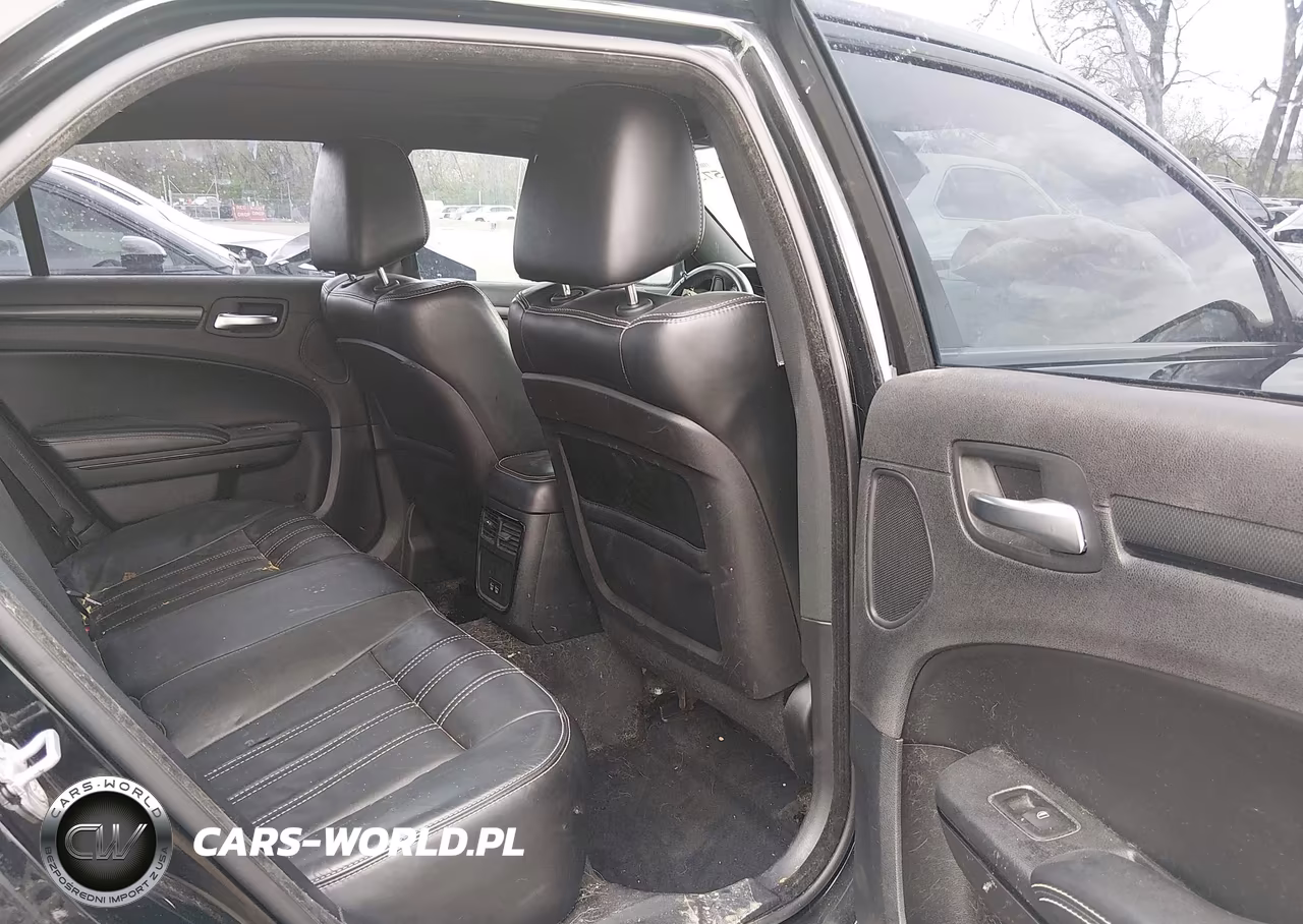 2015 Chrysler 300 300S VIN:2C3CCAGGXFH808717 - 8