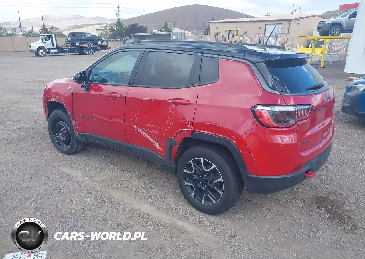 2021 Jeep Compass Trailhawk 4X4 VIN:3C4NJDDB3MT589172 - 3