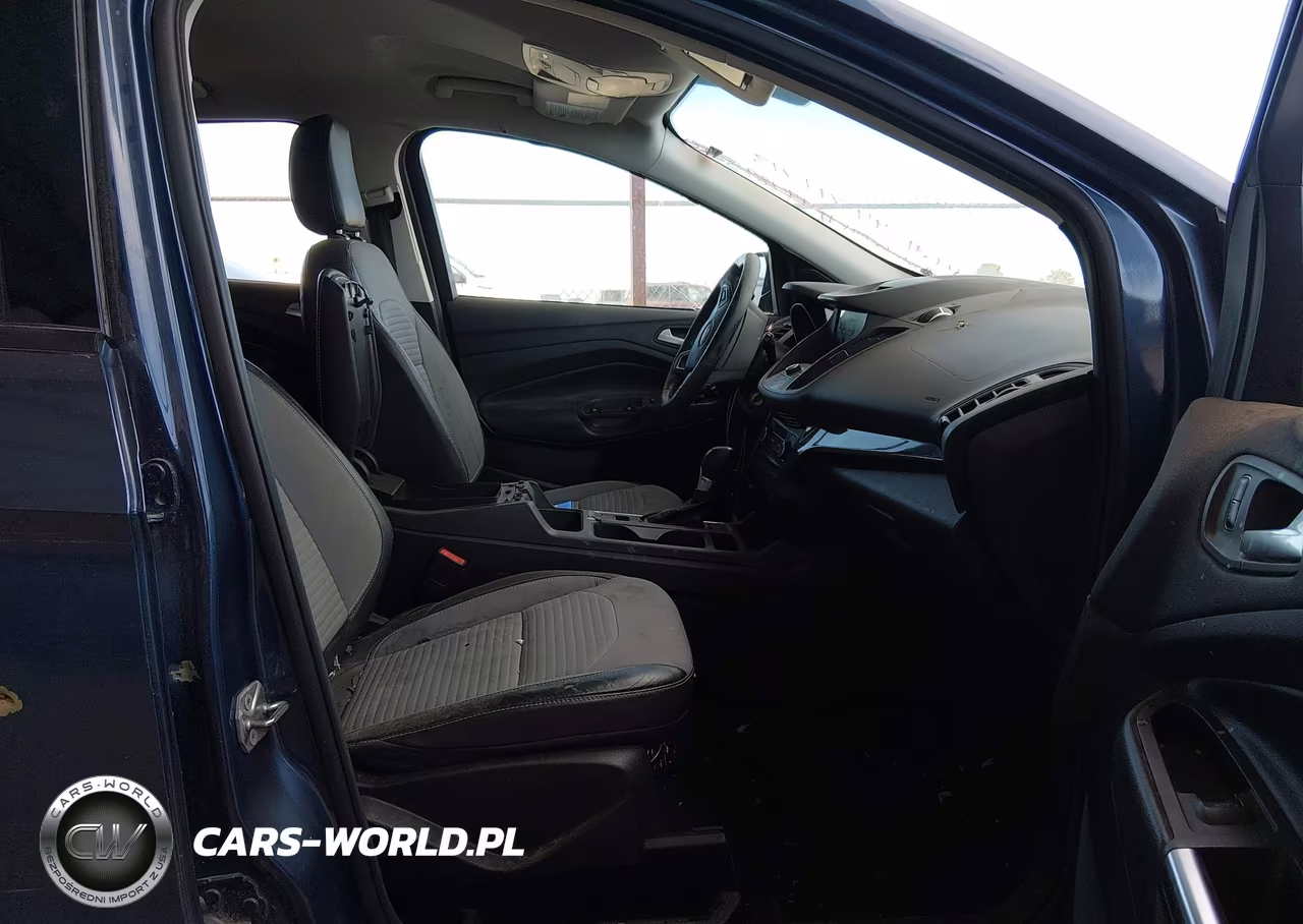 2018 Ford Escape Se VIN:1FMCU9GD0JUA91162 - 5