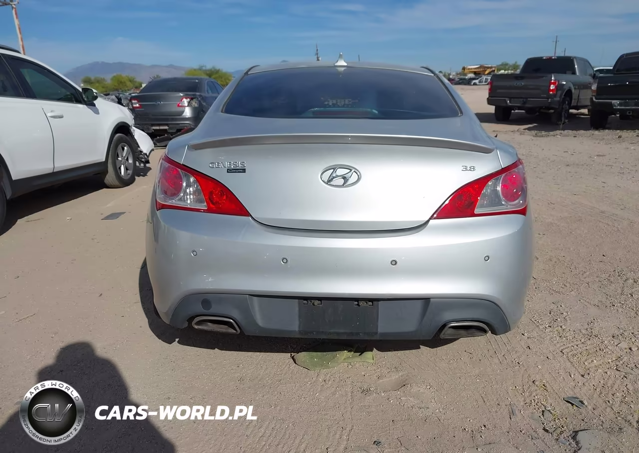 2011 Hyundai Genesis 3.8 Grand Touring VIN:KMHHU6KH9BU063263 - 16