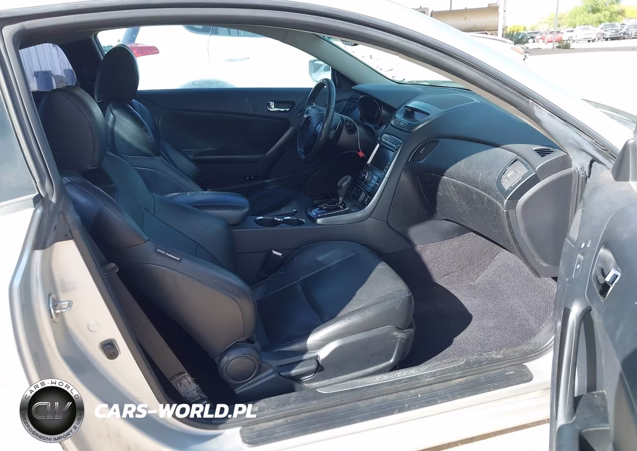 2011 Hyundai Genesis 3.8 Grand Touring VIN:KMHHU6KH9BU063263 - 5