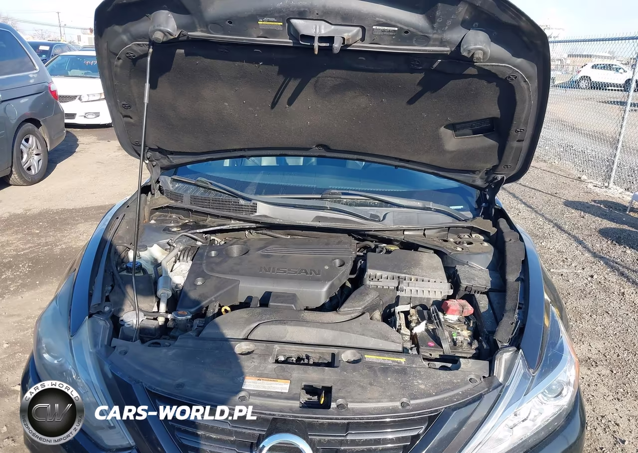 2018 Nissan Altima 2.5 Sr VIN:1N4AL3AP8JC257258 - 10