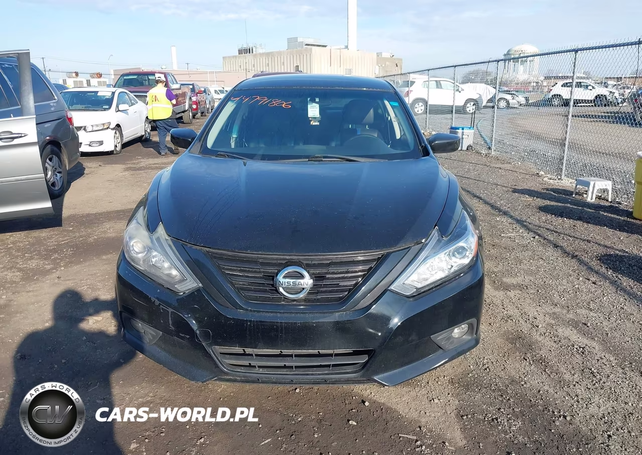 2018 Nissan Altima 2.5 Sr VIN:1N4AL3AP8JC257258 - 12