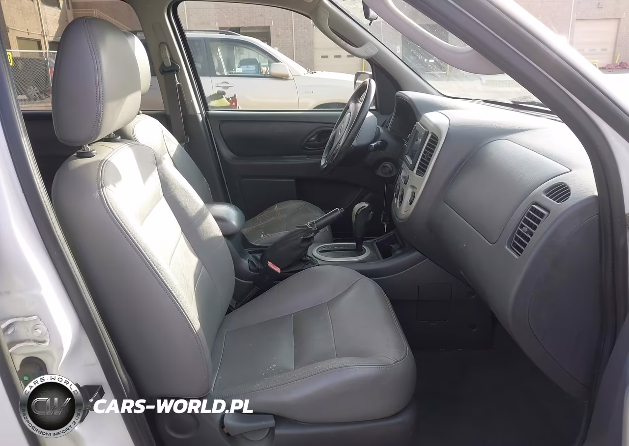 2005 Ford Escape Xlt VIN:1FMYU03165KB41402 - 5