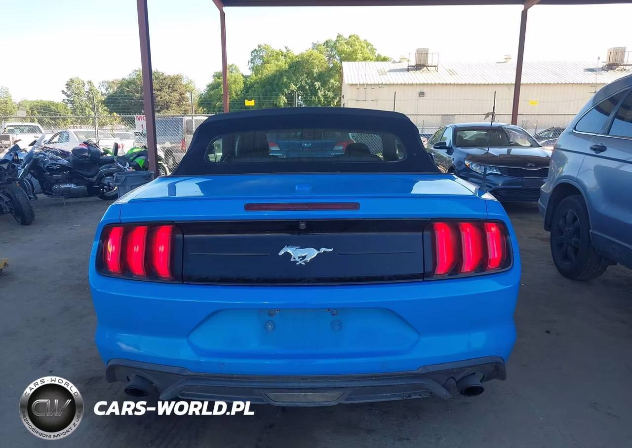 2022 Ford Mustang Ecoboost Premium VIN:1FATP8UH1N5103094 - 16