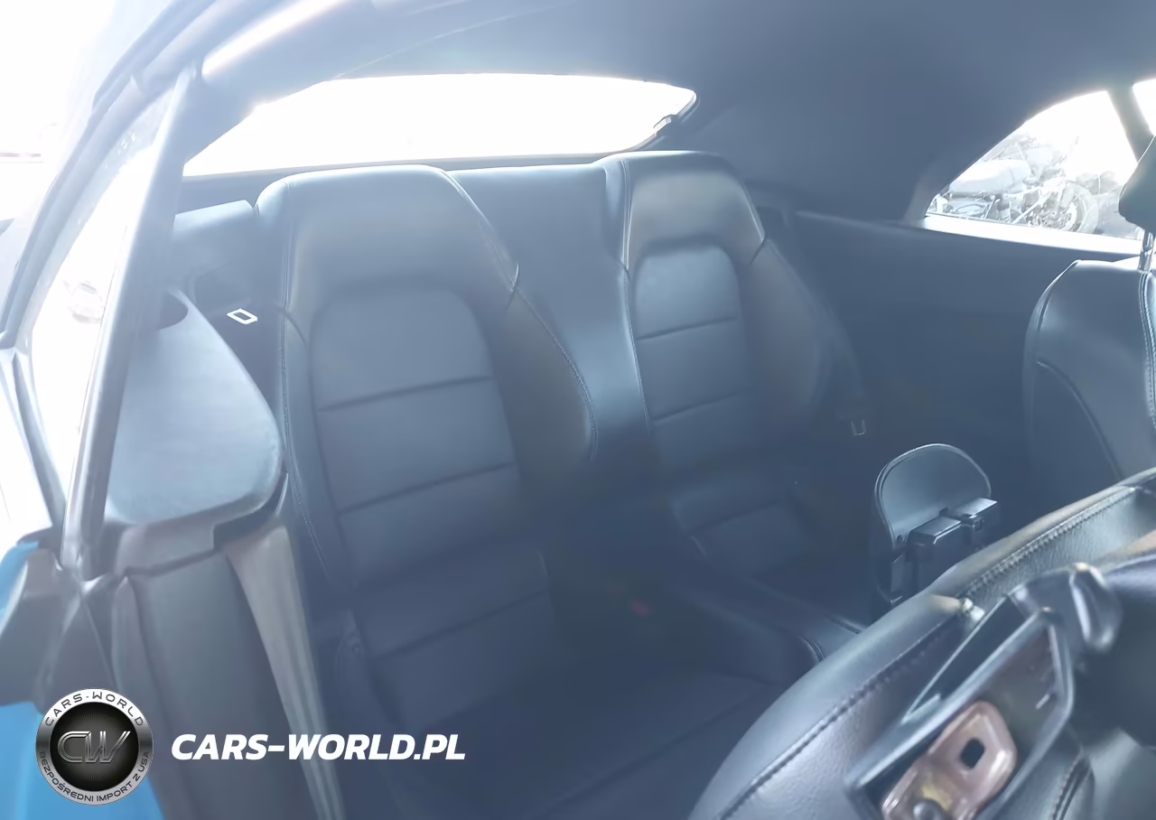 2022 Ford Mustang Ecoboost Premium VIN:1FATP8UH1N5103094 - 8