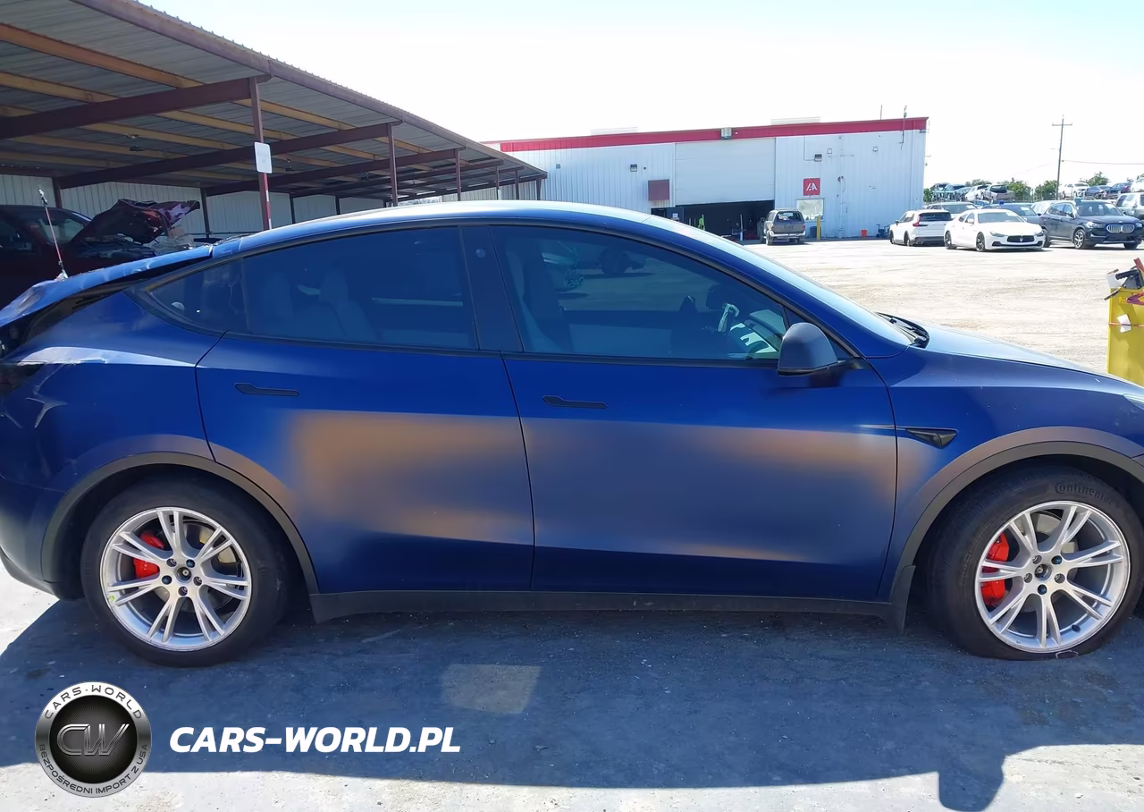 2022 Tesla Model Y Performance Dual Motor All-Wheel Drive VIN:7SAYGDEF7NF326022 - 13