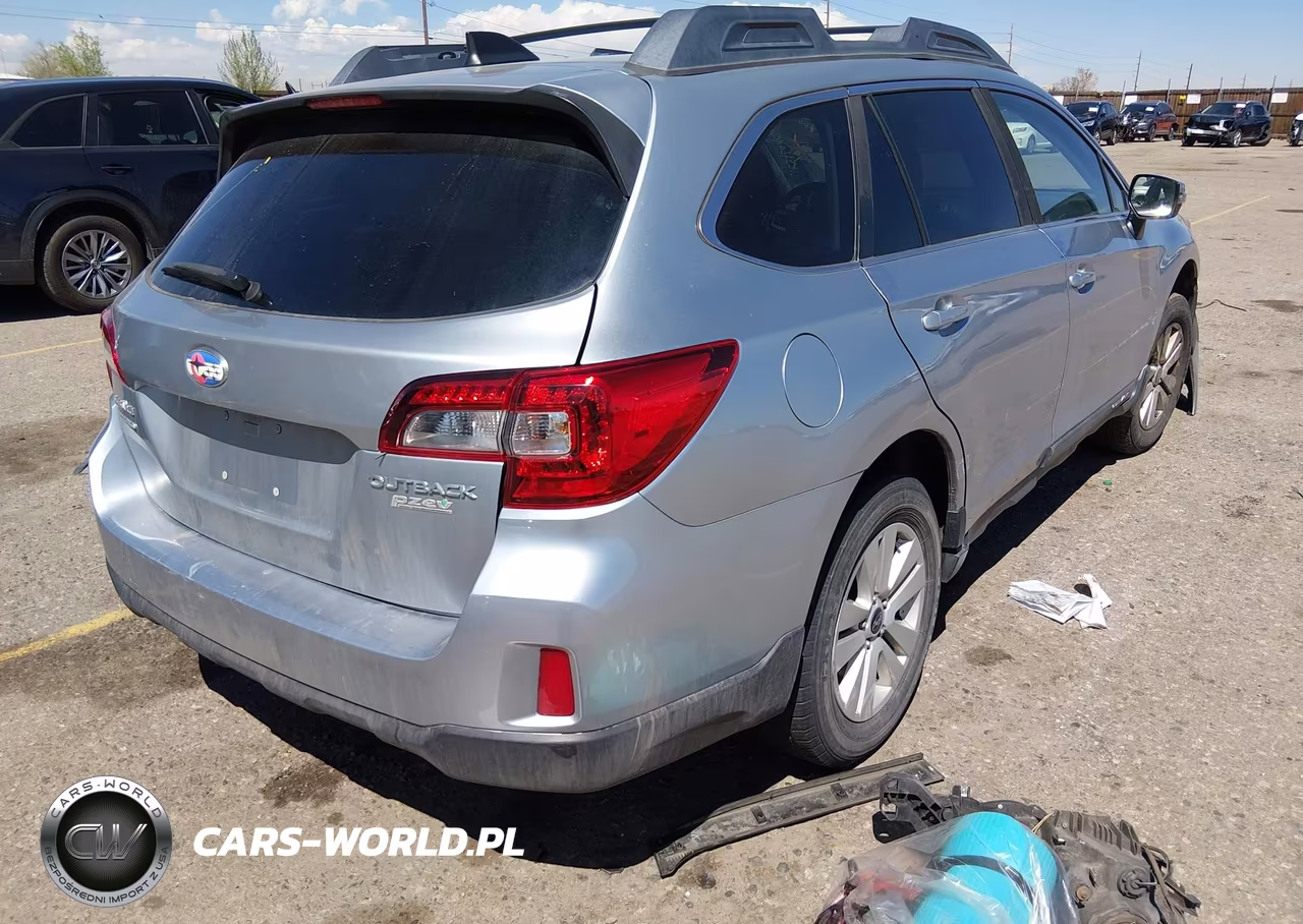 2017 Subaru Outback 2.5I Premium VIN:4S4BSAHCXH3200512 - 4