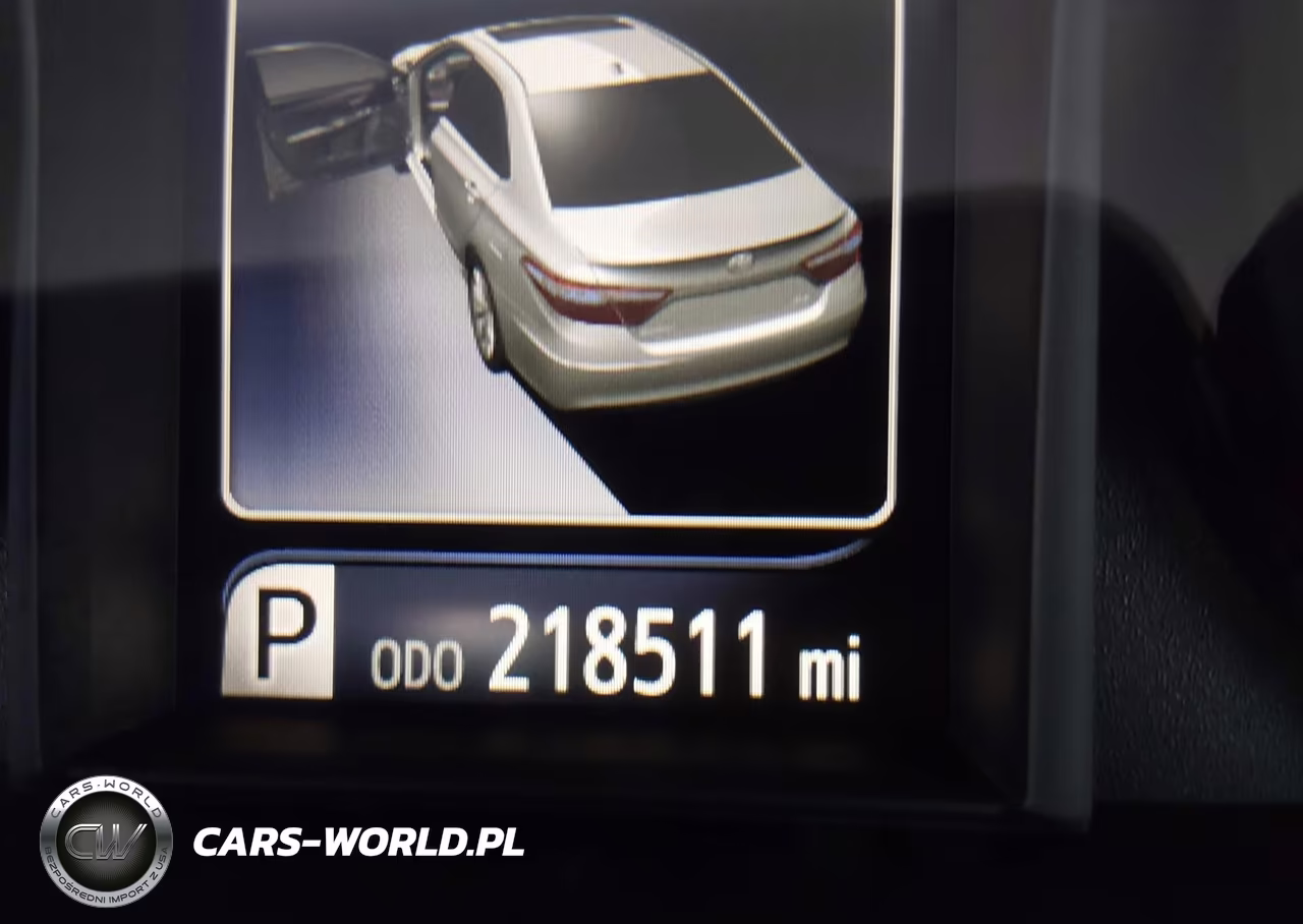 2017 Toyota Camry Le VIN:4T1BF1FK9HU652234 - 16
