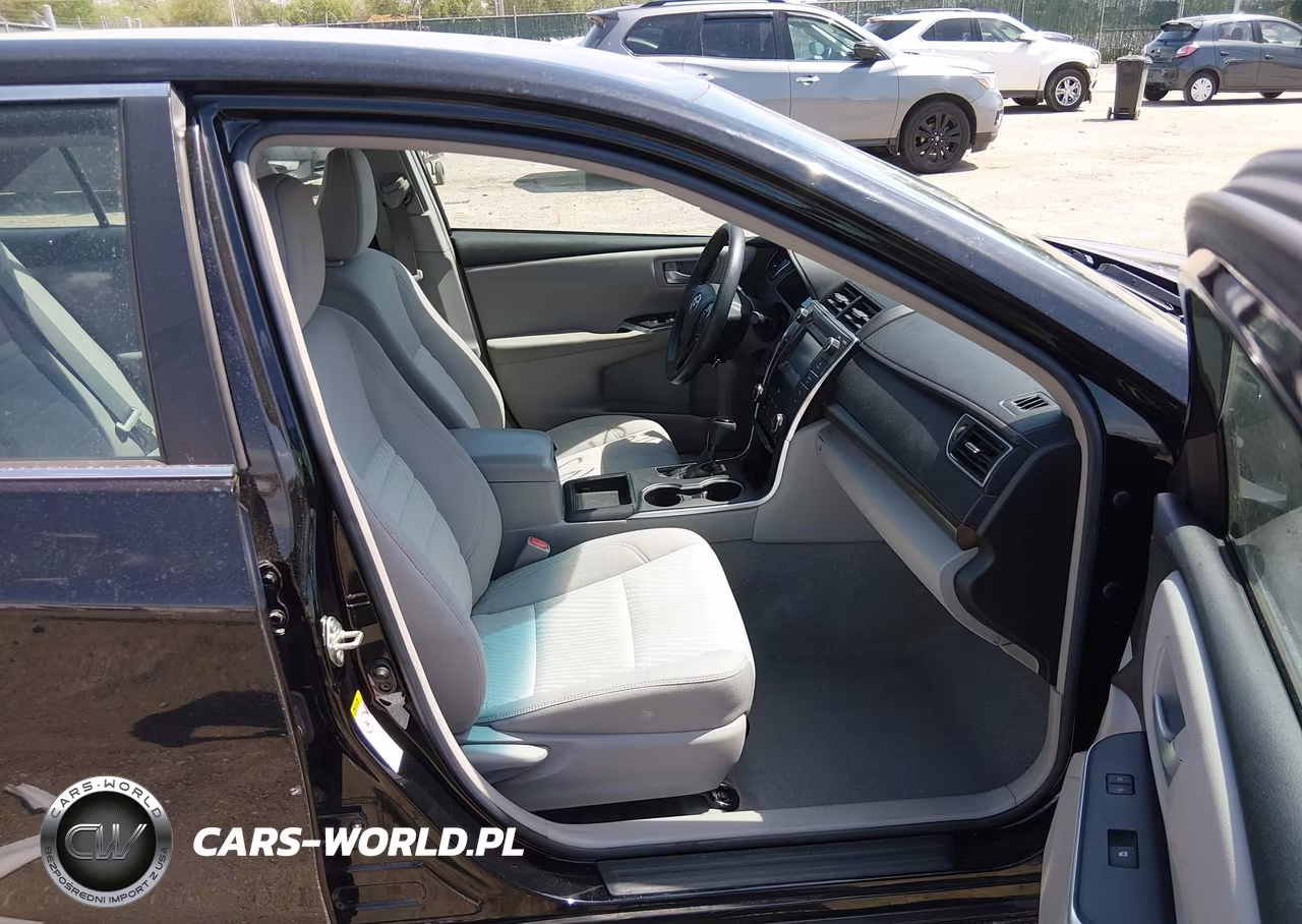2017 Toyota Camry Le VIN:4T1BF1FK9HU652234 - 5