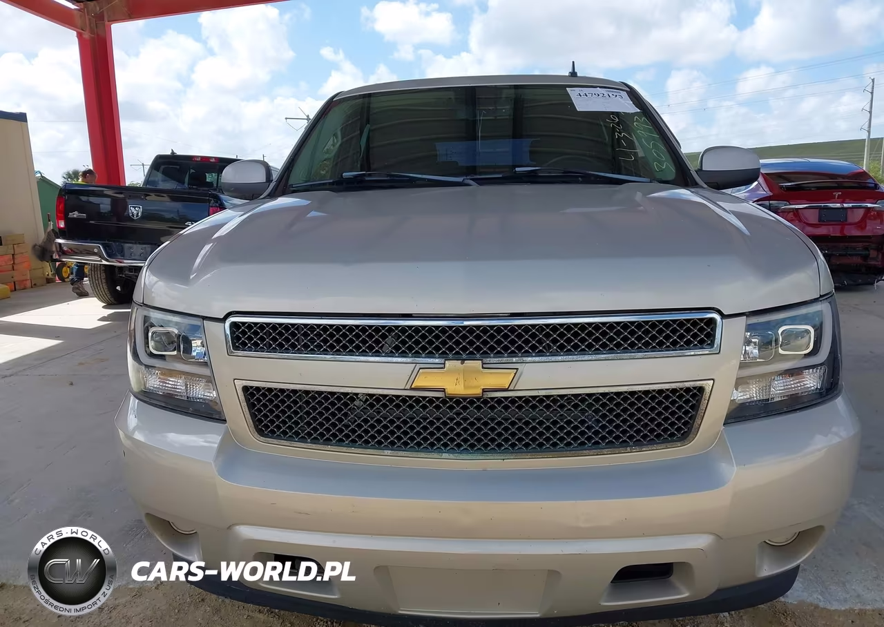2007 Chevrolet Tahoe Ls VIN:1GNFC13037R305993 - 6