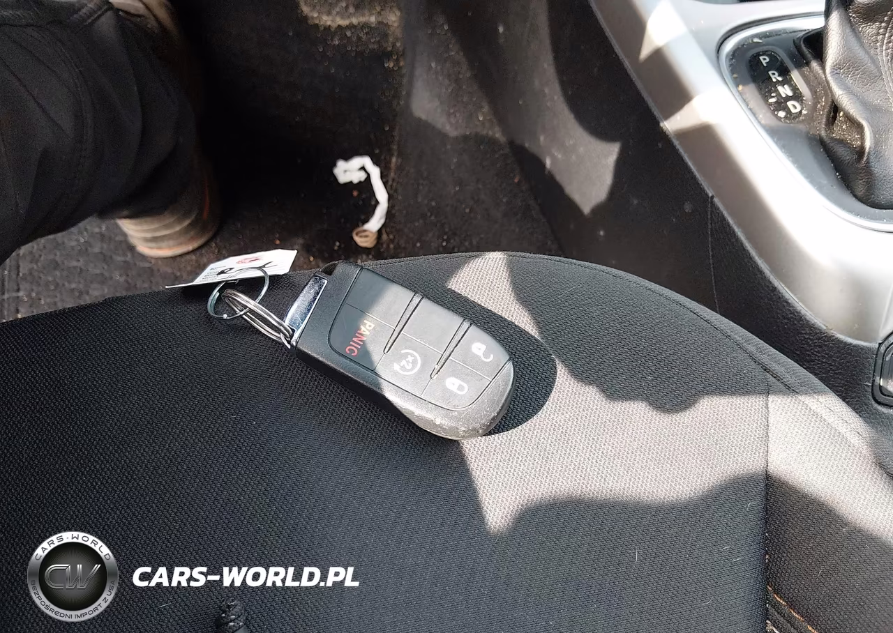 2019 Jeep Compass Sport 4X4 VIN:3C4NJDAB5KT686102 - 11