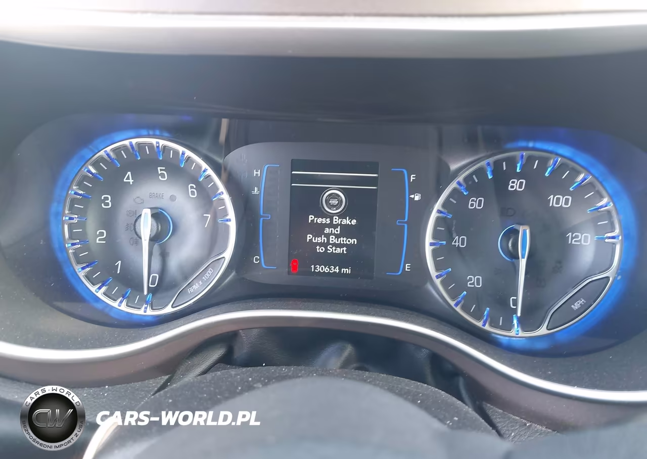 2018 Chrysler Pacifica Touring L VIN:2C4RC1BG6JR357317 - 7