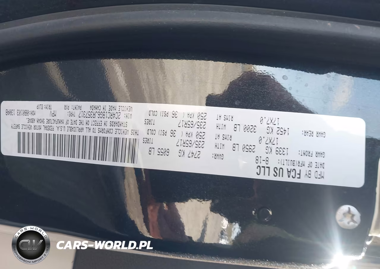 2018 Chrysler Pacifica Touring L VIN:2C4RC1BG6JR357317 - 9