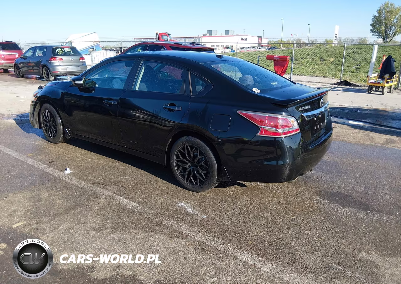 2015 Nissan Altima 2.5 Sv VIN:1N4AL3AP8FC569359 - 3