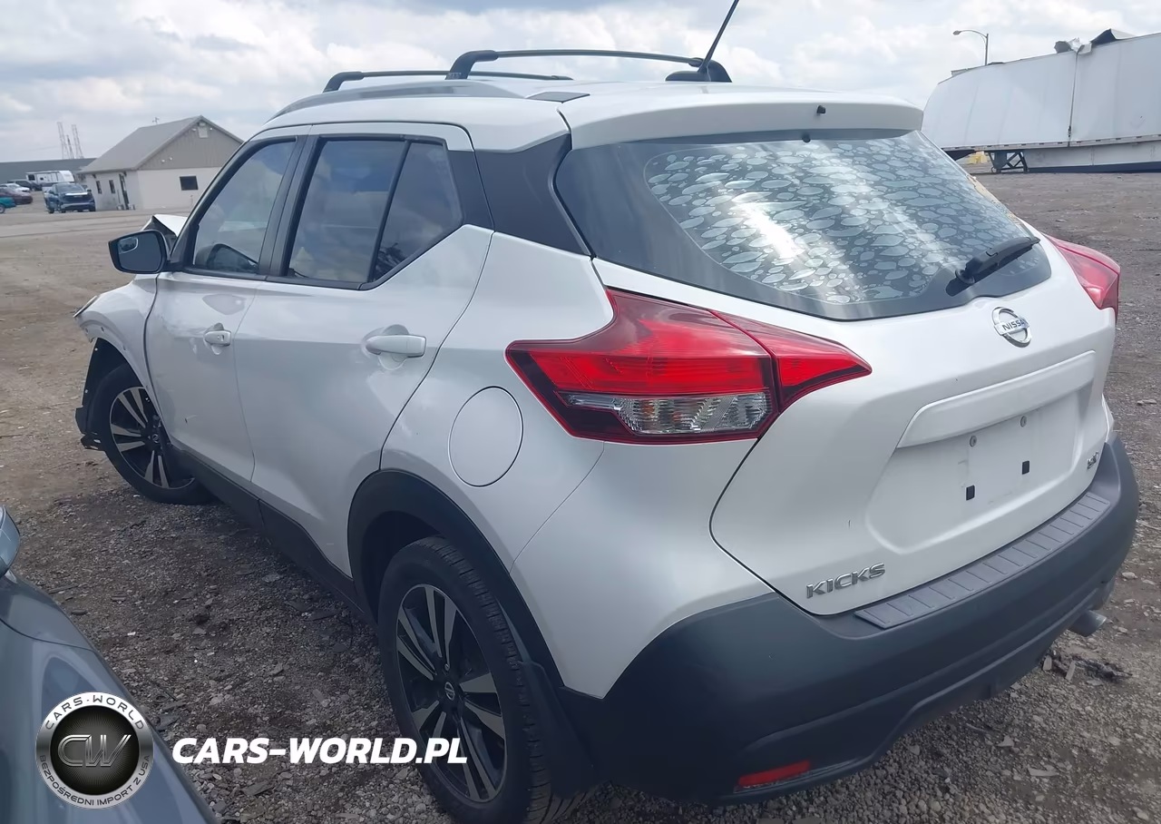 2018 Nissan Kicks Sv VIN:3N1CP5CUXJL511016 - 3