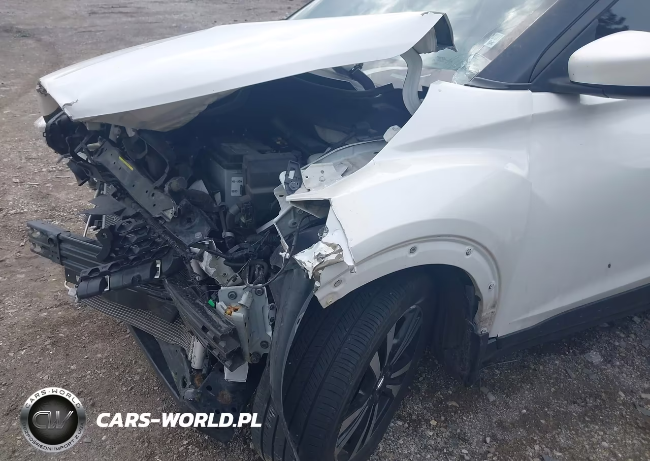 2018 Nissan Kicks Sv VIN:3N1CP5CUXJL511016 - 6