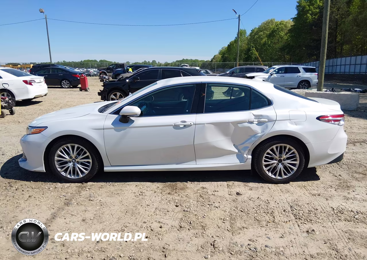 2020 Toyota Camry Xle VIN:4T1F11AK6LU338153 - 14