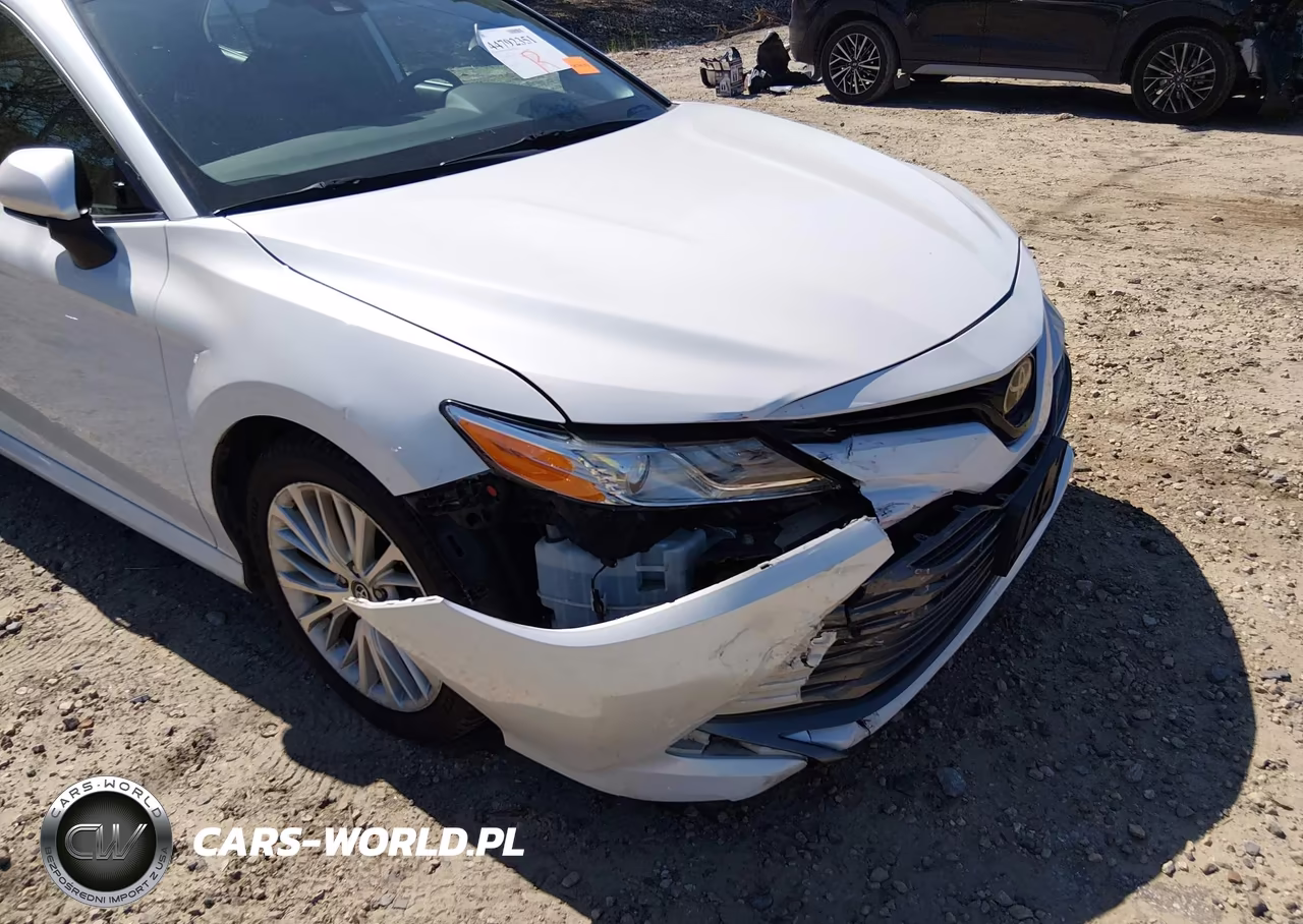 2020 Toyota Camry Xle VIN:4T1F11AK6LU338153 - 18