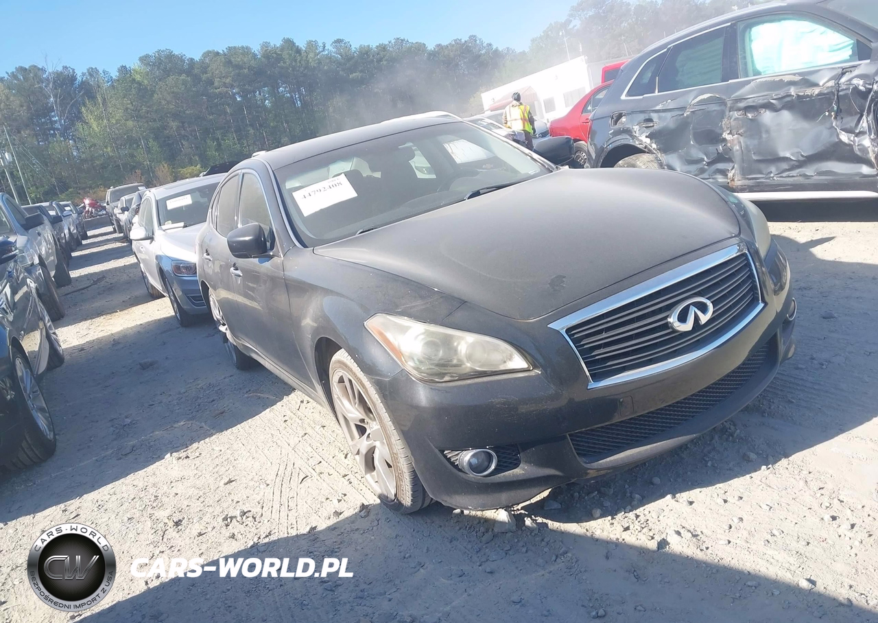 2011 Infiniti M37