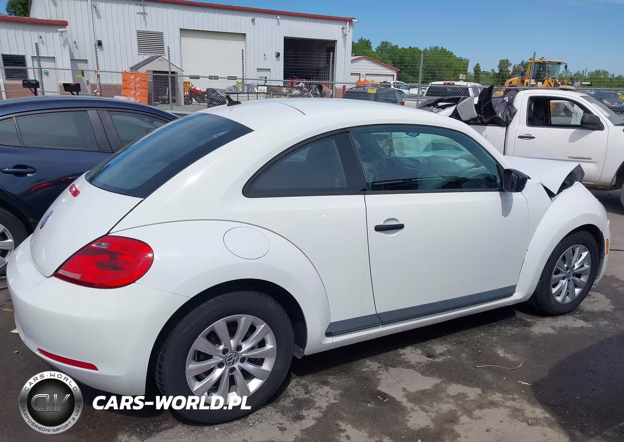 2014 Volkswagen Beetle 1.8T Entry VIN:3VWF17AT5EM641042 - 13
