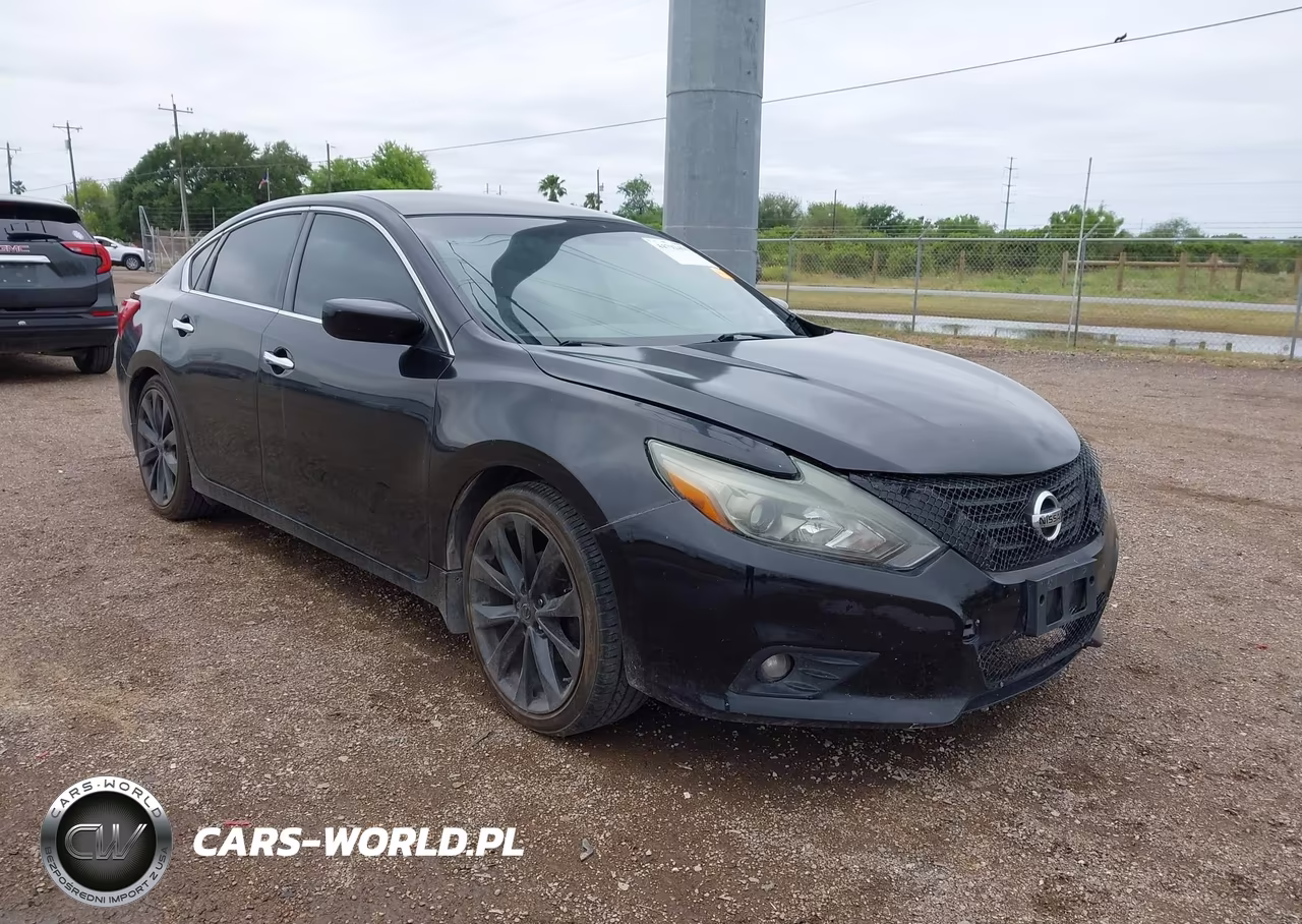 2016 Nissan Altima 2.5 Sr – zdjęcie 1 z 17