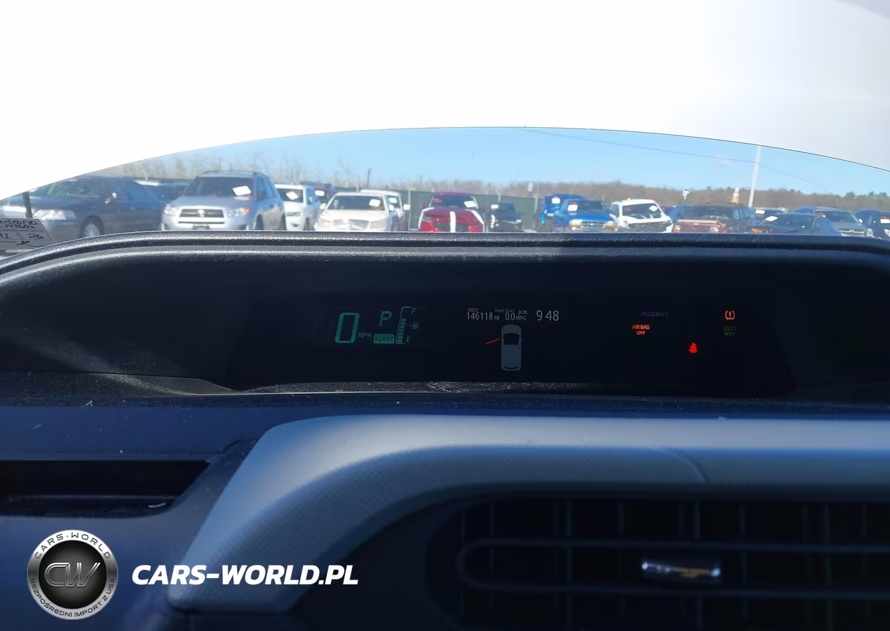 2012 Toyota Prius C Three VIN:JTDKDTB31C1518140 - 7