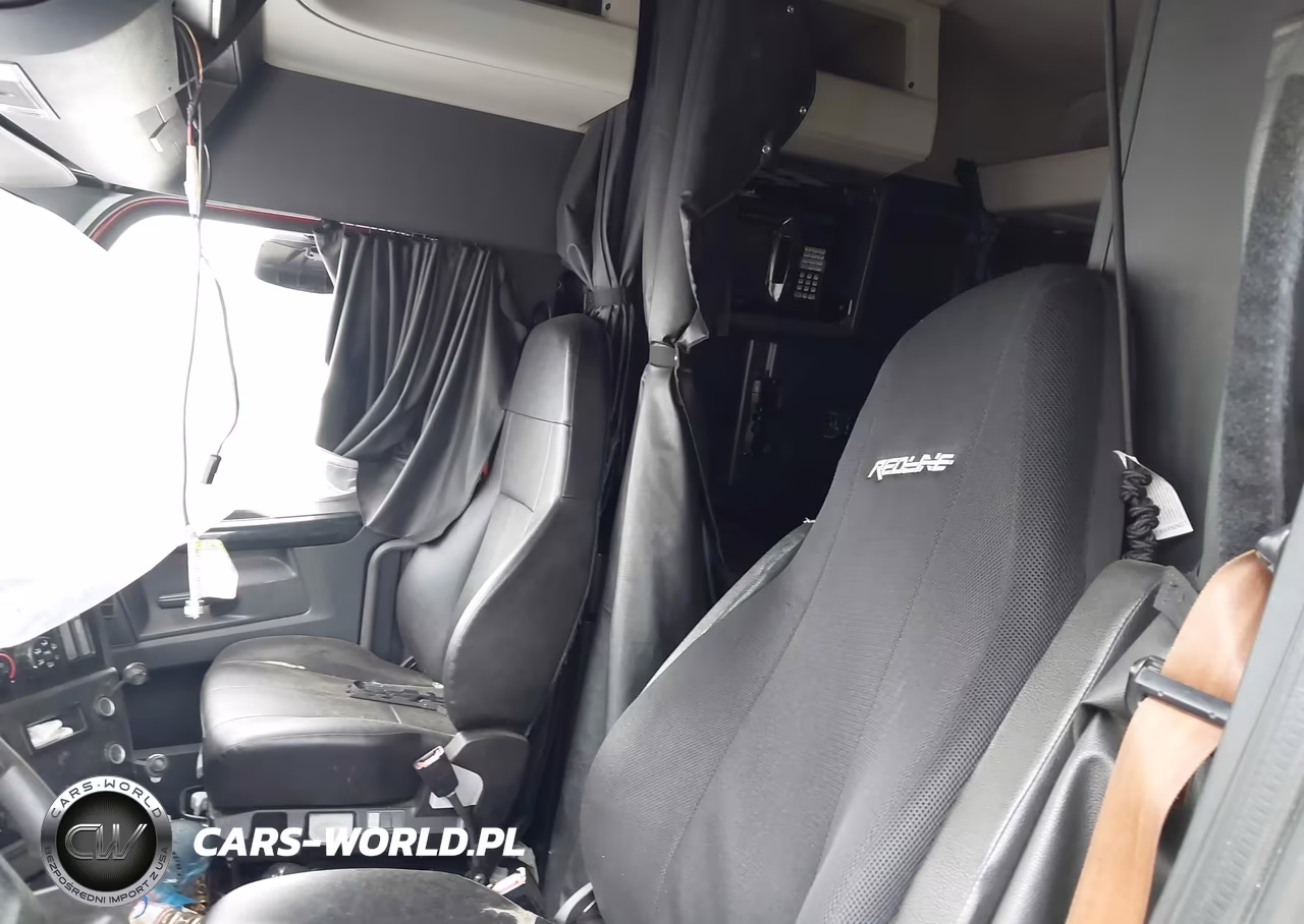 2023 Freightliner New Cascadia 126 VIN:1FUJHHDV1PLUF8239 - 13