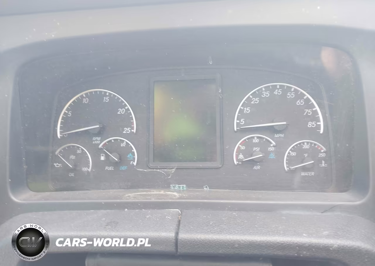 2023 Freightliner New Cascadia 126 VIN:1FUJHHDV1PLUF8239 - 6