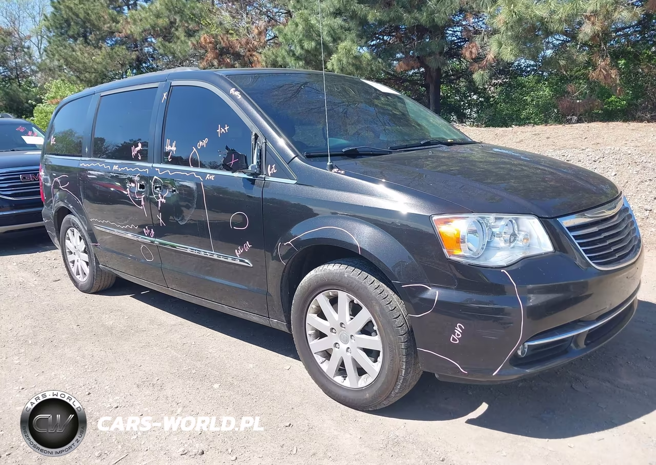 2015 Chrysler Town & Country Touring