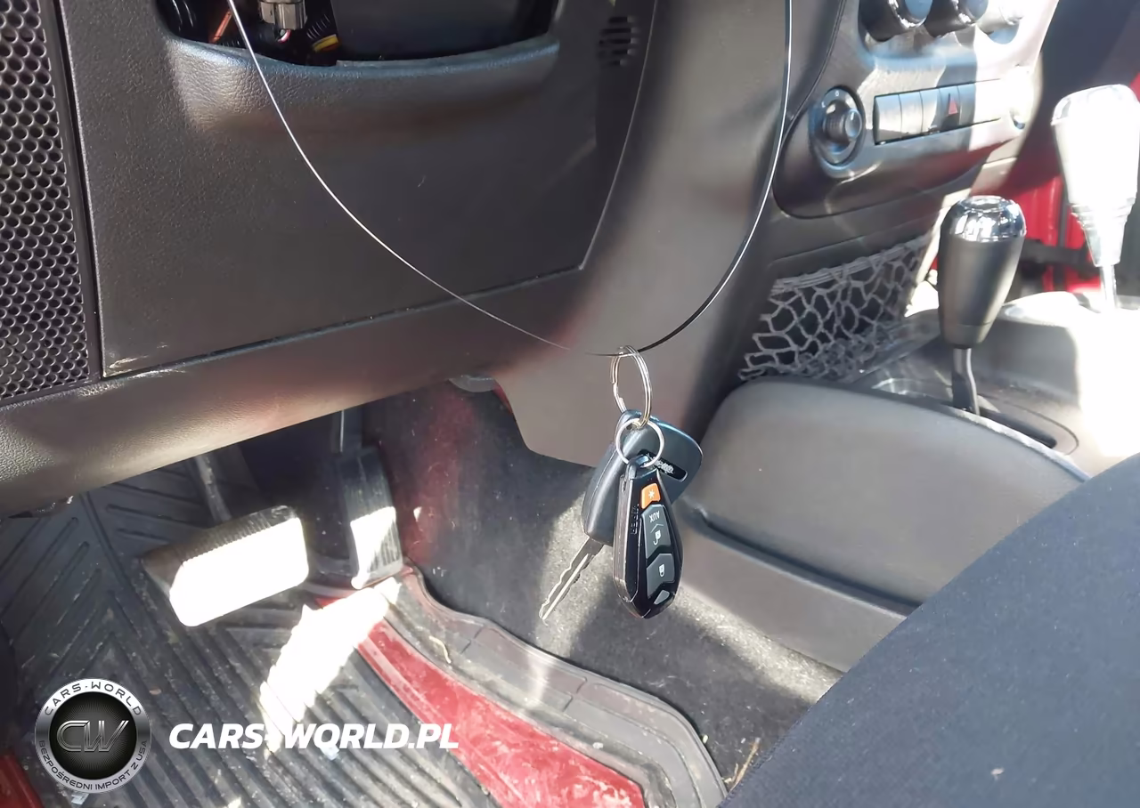 2015 Jeep Wrangler Unlimited Willys Wheeler VIN:1C4BJWDG7FL670717 - 11