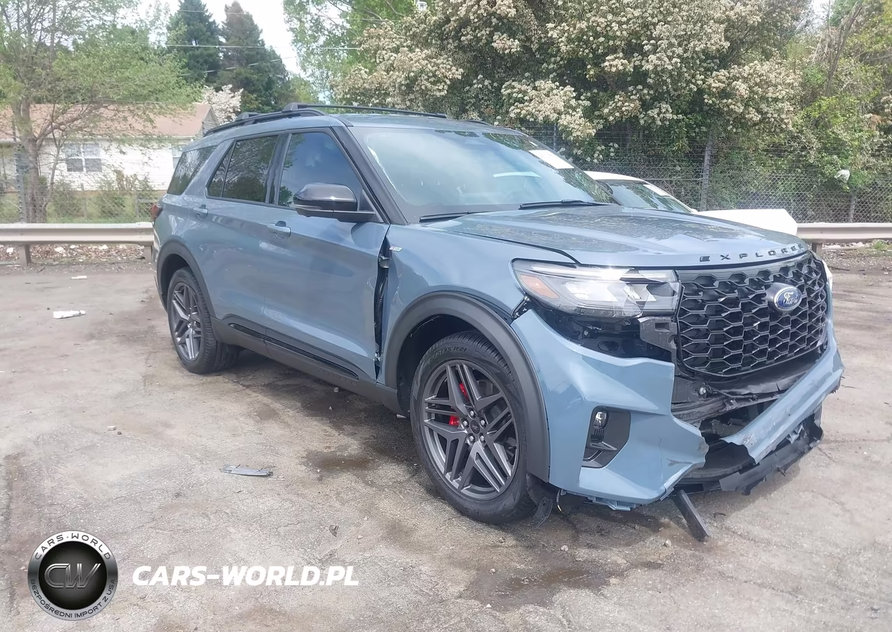 2025 Ford Explorer St-Line