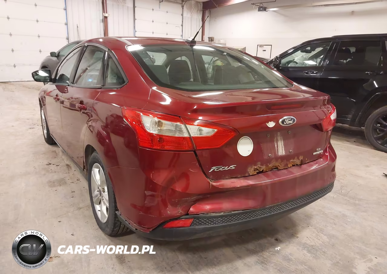 2014 Ford Focus Se VIN:1FADP3F28EL245938 - 6