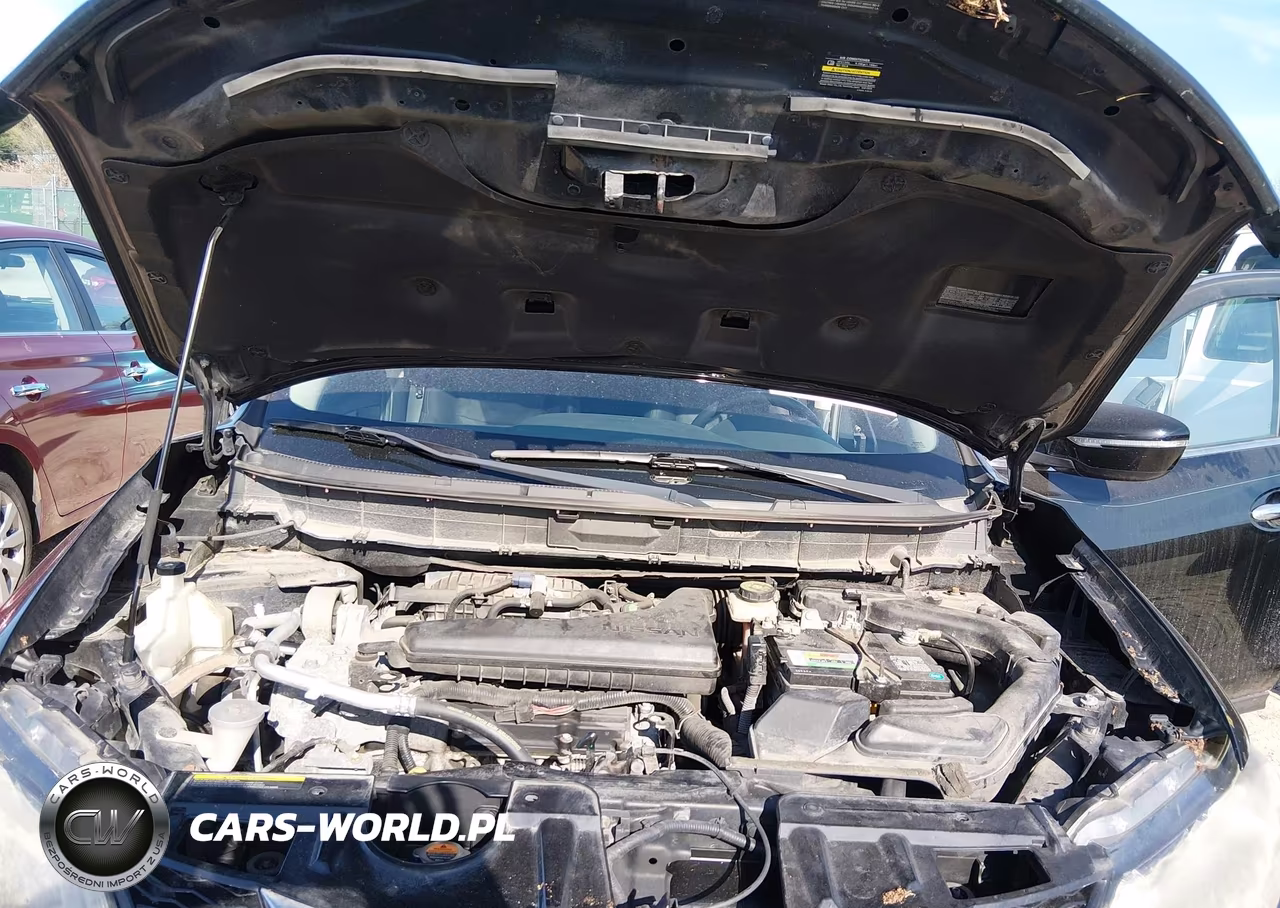 2015 Nissan Rogue S VIN:KNMAT2MV6FP510849 - 10