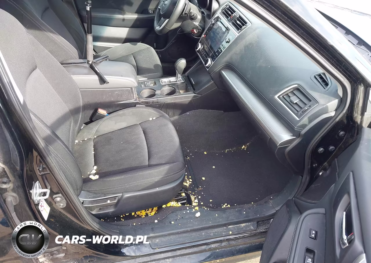 2018 Subaru Legacy 2.5I Premium VIN:4S3BNAC61J3021830 - 5